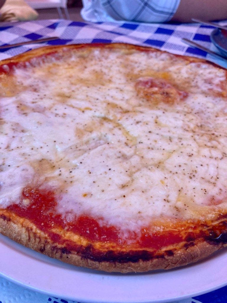 Pizza Alba con Grana Padano DOP y trufa blanca